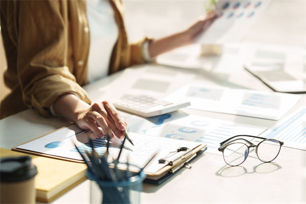 如何深入浅出地理解短线情绪的核心奥秘?