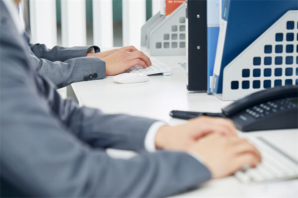 选的票没涨怎么办?一招教会你如何平衡踏空感